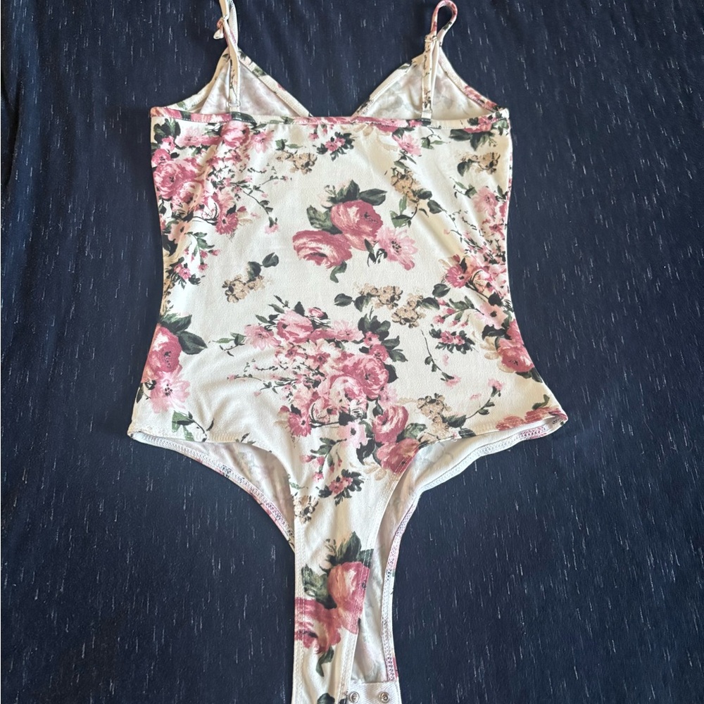 Lulu's Pink and Cream Floral Bodysuit - Picture 4 of 10